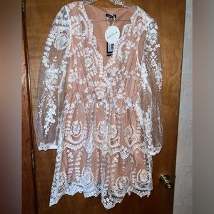 BooHoo NWT Plus Lace Plunge White Skater Dress